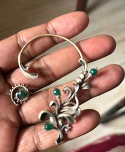 shaya by cartlane  Silver  Emerald Earring