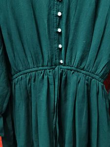 Stylish Dark Green Button-Up Tunic