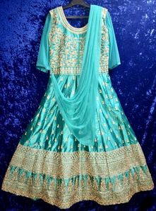 Cute gown👗
