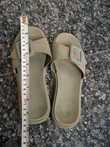 Sandal