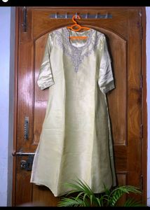 Elegant Silk Kurta Set with Embellishments