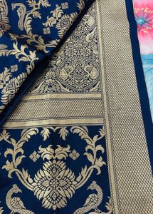 Elegant Navy Blue &amp; Gold Dupatta