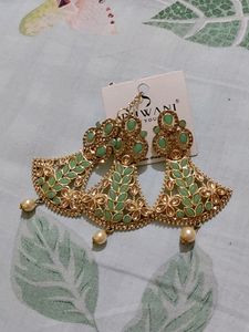 Earings