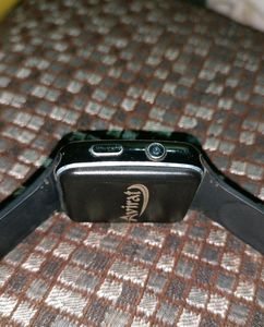 Smart Watch With Speaker And Mic And SIM Card Slot And Memoir Card Slot