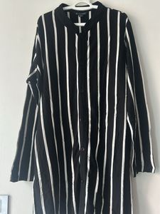 Black &amp; White Striped Tunic Top