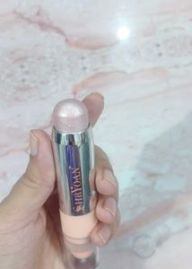 Silky Glow Dual-Ended Makeup Stick Highlighter