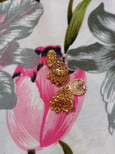 Gold-toned Jhumka Earrings🥰🎁🆕