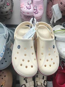 Cream Bayaband Crocs🎀