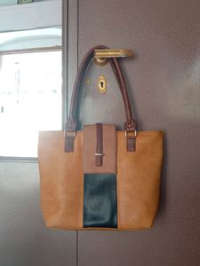 Stylish Color Block Tote Bag