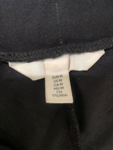 H&amp;M Chic Wide-Leg Black Trousers