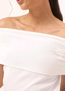 Off-shoulder Brand New Top