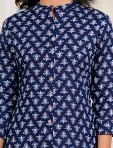 Blue &amp; White Floral Print Kurti
