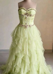 Exquisite Light Green Ruffled Gown 💚