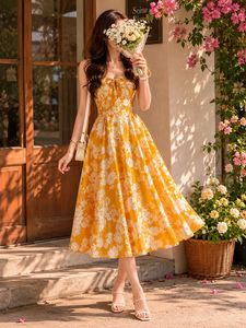Yellow Floral Print Sundress✨️🌼✨️