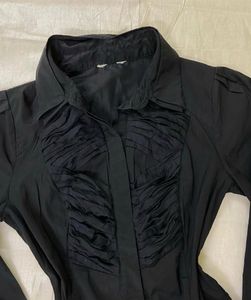 Chic Black fitted  Shirt