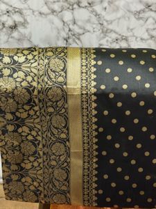 Elegant Black and Gold Brocade Fabric