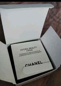 Chanel Hydra Beauty Creme (on  offer price ) full