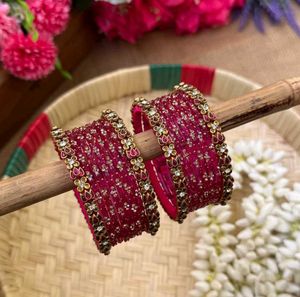 beautiful glass Bangle Set