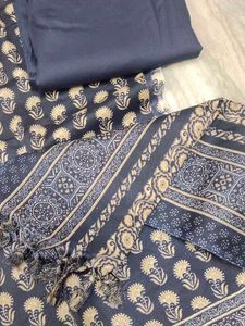 pashmina suit with shawl