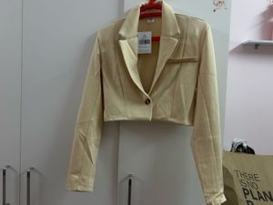 SALE - Cropped Beige Blazer Jacket