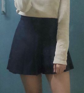 Stylish Pleated Mini Skirt
