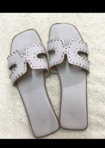 women’s elegant flat