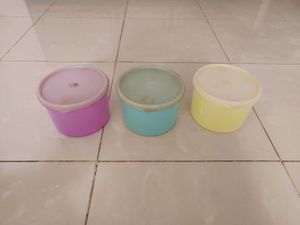 Set of 5 Assorted Storage Containers