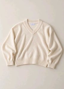 CREAM WHITE V-NECK OVERSIZED KNIT SWEATER