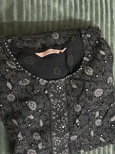 Brand: Unknown Kurta with Detailed Pattern