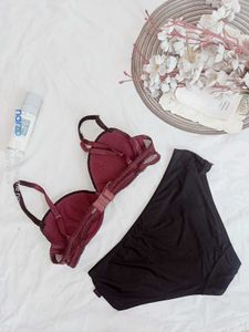 Lace Trimmed Bra &amp; Panty Set