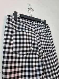 Gingham Cropped Pants