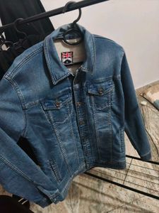Classic Blue Denim Jacket for sale excellent condi