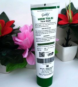 Gaily Aroma Neem Tulsi Face Wash