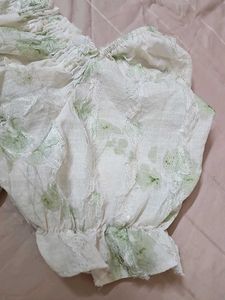 Puff Sleeves Top