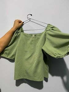 Chic Green Puff Sleeve Top