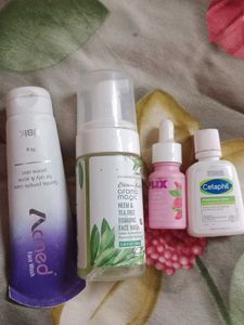 Set of 4 Skincare Products