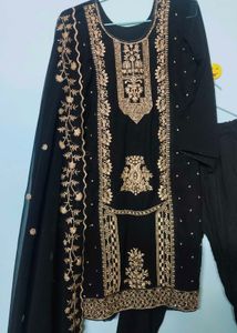Elegant Black Embroidered Salwar Kameez