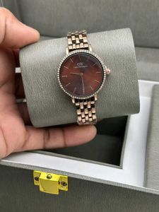 Daniel Wellington Ladies WatchFirst Copy