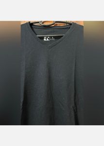 Basic Black Men’s T-shirt