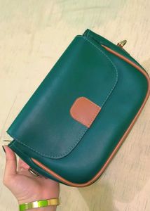 Stylish &amp; Functional Shoulder Bag