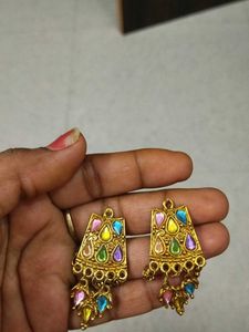 Elegant Necklace and Earring Set