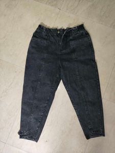 Womens Grey High-Waisted Jeans