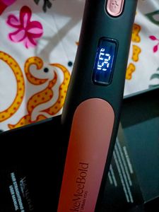 New MakeMeBold Hair Straightening Brush