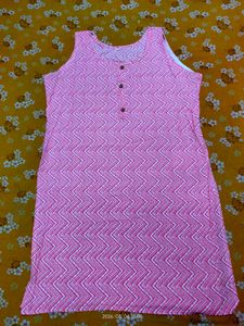 Chic Sleeveless Pink Chevron Kurta