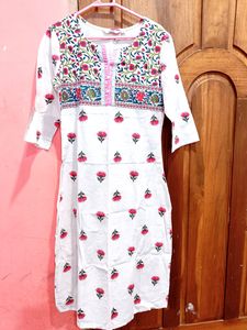 'Be Indi' Brand Pure Cotton Kurti. Will Fit Bust 32, 34