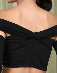 Stylish Black Off-Shoulder Twist Crop Top