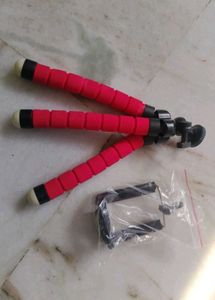 Flexible Tripod for Phones and Cameras