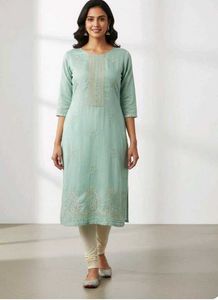 Elegant Blue Embroidered Kurta