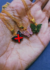 pendant necklaces