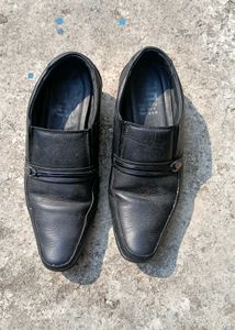 Classic Black Formal Shoes